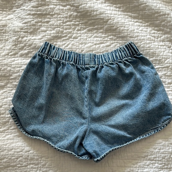 Forever 21 Blue Denim Shorts - Picture 3 of 3